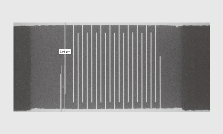 Green Light Blade Width 8–9 μm.jpg